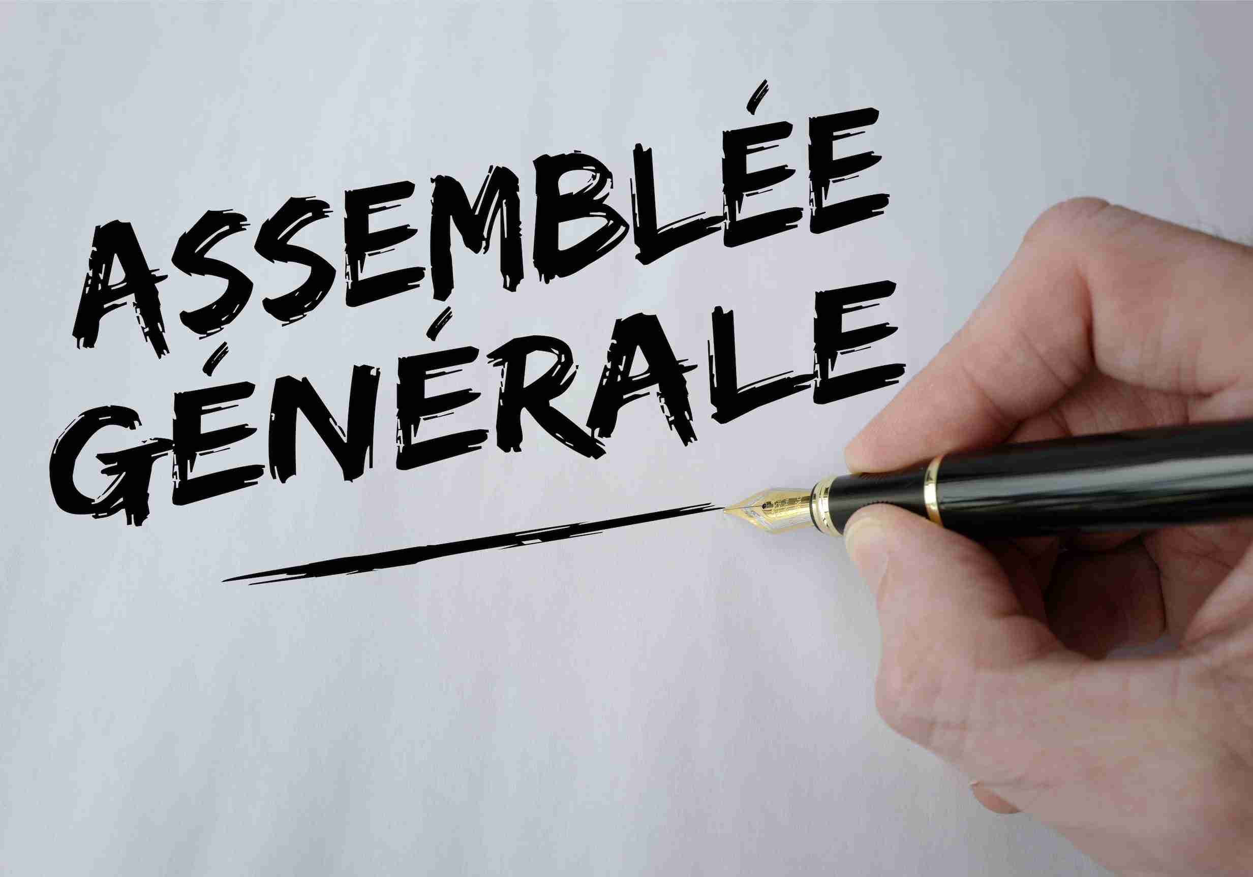 Quelles sont les règles concernant la tenue des assemblées générales des SARL et des SA ?